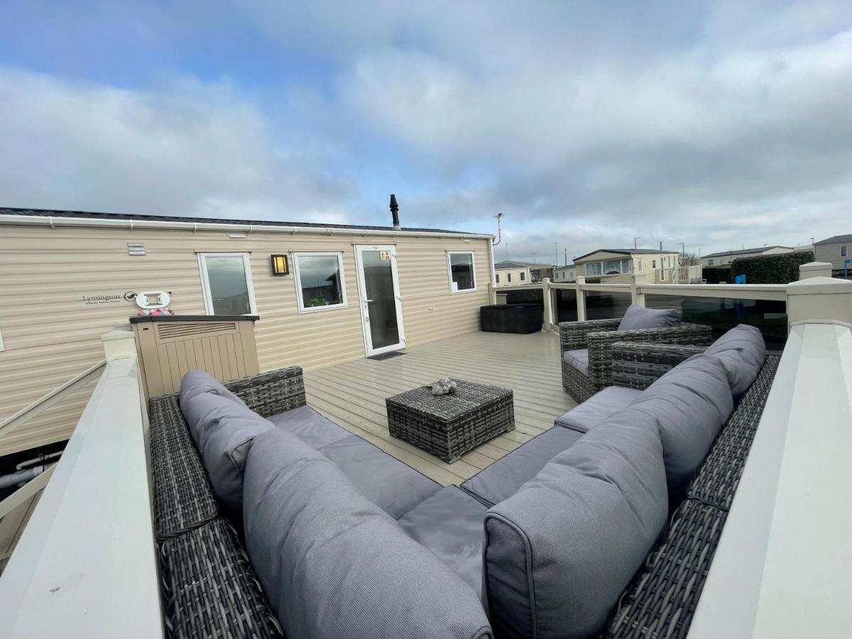 Trecco Bay Caravan Hire 4 Bedrooms Sleeps 10 Porthcawl Exterior photo